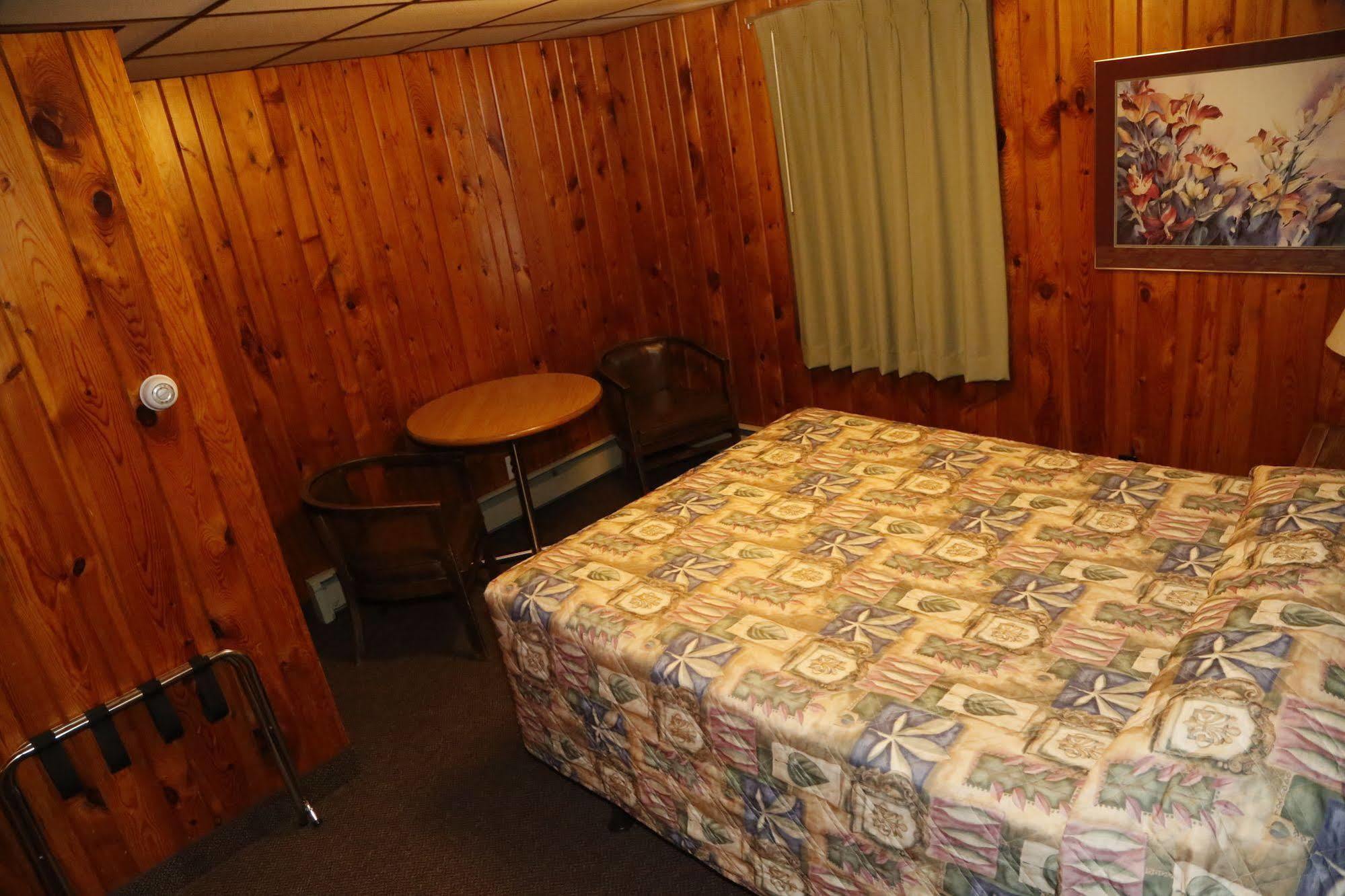 Motel Ely Екстер'єр фото
